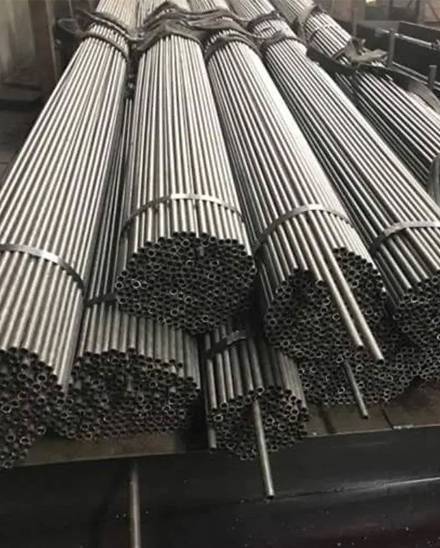 Stainless Steel Pipes & Tubes in Dubai
