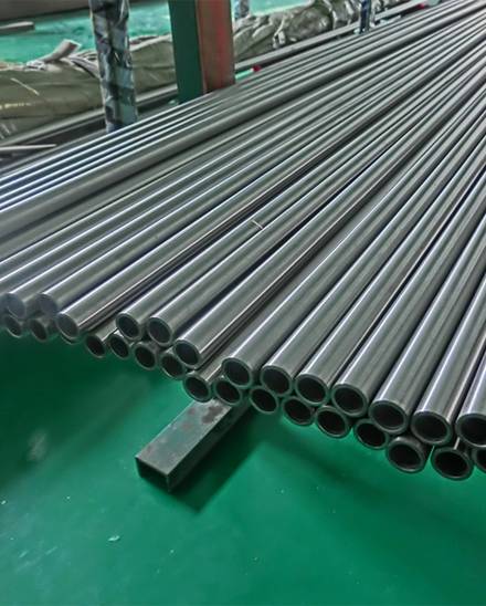 Stainless Steel Pipes & Tubes in Oman